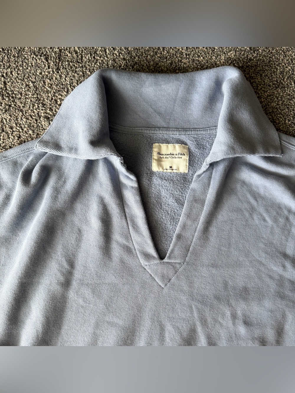 Abercrombie & Fitch Dusty Blue Collared V-Neck Cropped Pullover - Picture 2 of 4